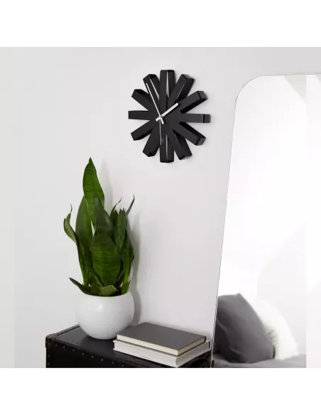 Horloge Murale Design en métal Ribbon noir - 30cm