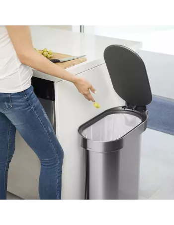 Poubelle 45L étroite à pédale - Simplehuman 2