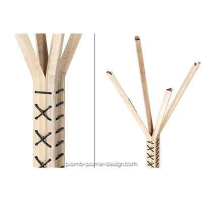 Porte manteaux sur pieds en bois. Cancan chêne de Wewood